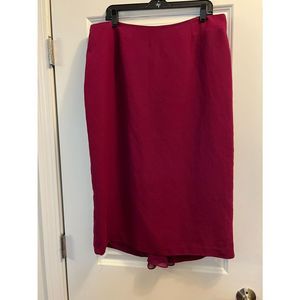 Womans mid length skirt size 16